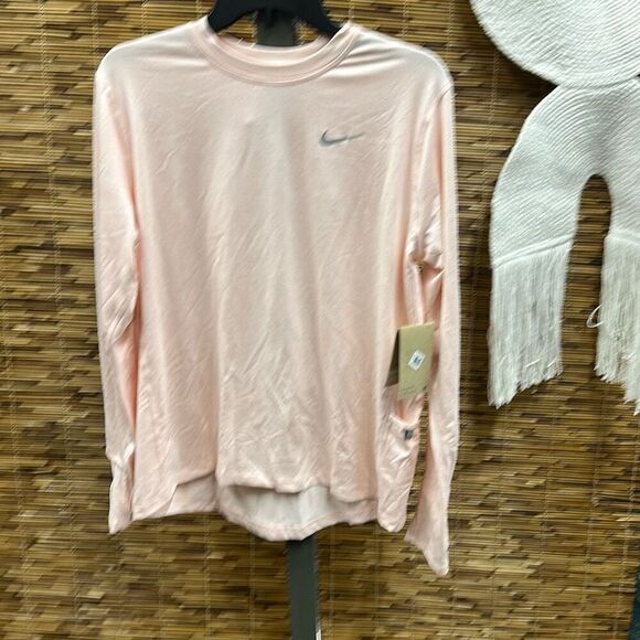 Women's Nike Sportswear Essential T-Shirt, Size:‎ L, Brt Pinky - Picture 1 of 2